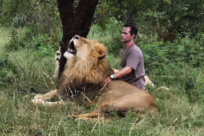 Kevin Richardson   1 (680x454, 176Kb)