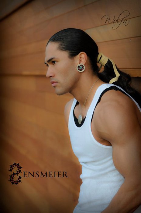 Martin Sensmeier (464x700, 36Kb)