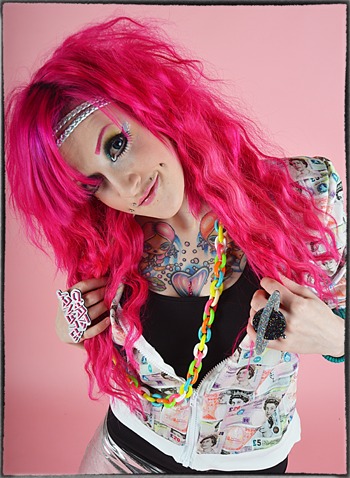 tumblr_med96v6dCF1qdjxljo1_400 (350x478, 624Kb)