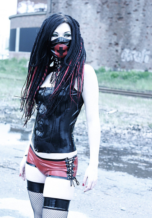 tumblr_lyzyzmLQLM1roh0mso1_500 (488x700, 151Kb)