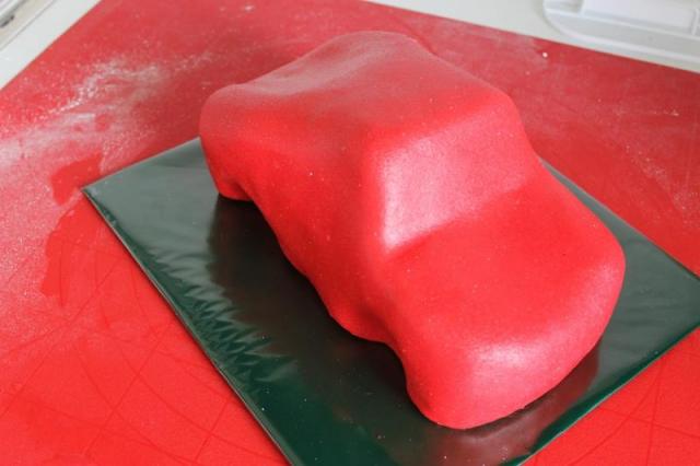 3D торты для мальчика. Автомобили (52) (640x426, 28Kb)