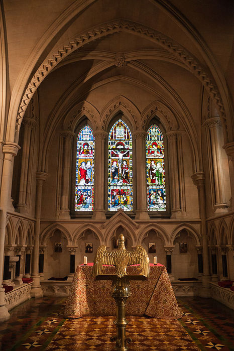 Dublin_Christ_Church_Cathedral_Lady_Chapel_2012_09_26 (466x700, 99Kb)
