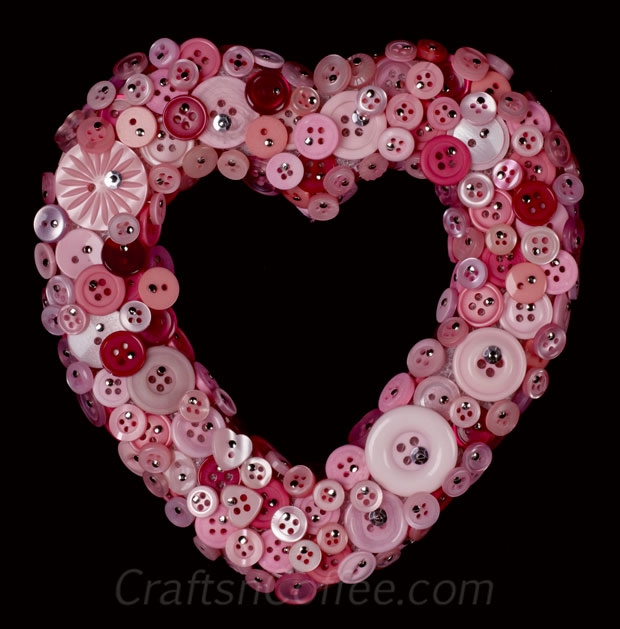 diy-a-button-heart-wreath (620x629, 166Kb)