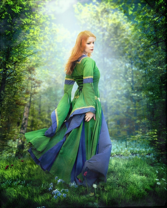 Дисней зеленый. Героиня в зеленом платье. Дисней зеленый цвет. Green Lady. Fantasy Aurora Dress.