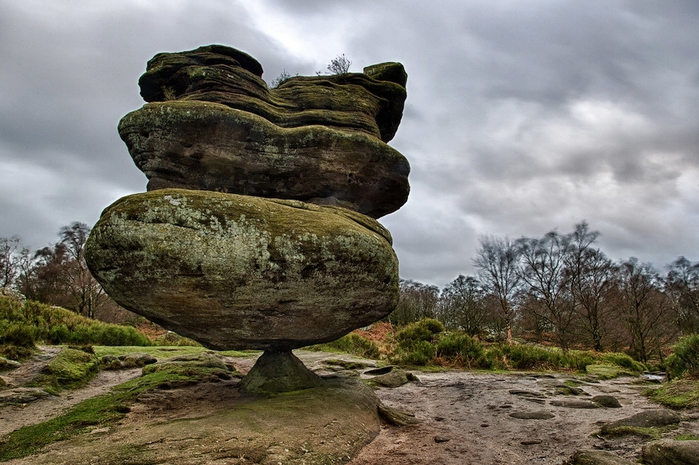 brimham-rocks-0 (700x465, 275Kb)