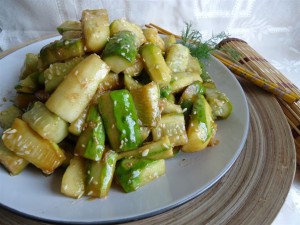 Salat-iz-ogurcov-Korejskij-300x225 (300x225, 25Kb)