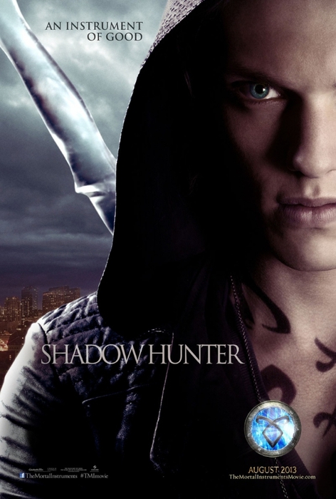 kinopoisk.ru-The-Mortal-Instruments_3A-City-of-Bones-2117719 (472x700, 174Kb)