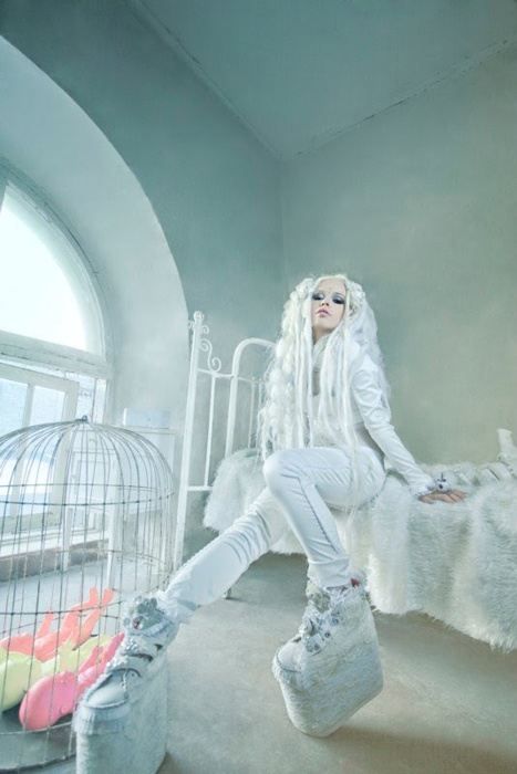 tumblr_lg9ir9cn871qgchzzo1_500 (467x700, 382Kb)