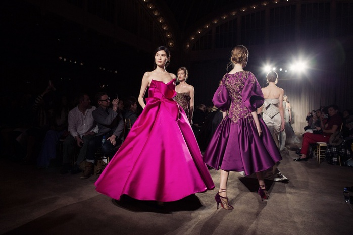 marchesa-rtw-fw2013-candids-01_233755541216.jpg_carousel_parties (700x466, 92Kb)