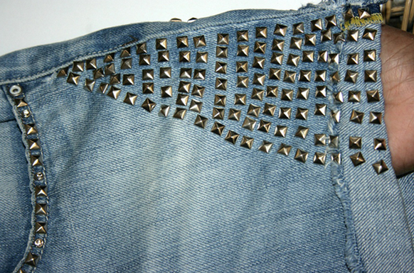 шорты из джинсов, переделка и украшение (6) (582x385, 595Kb)