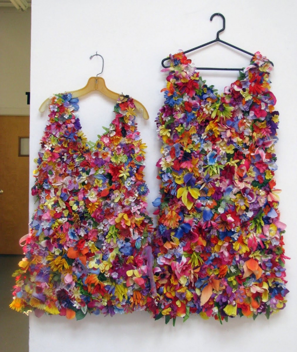 платье из искусственных цветов
