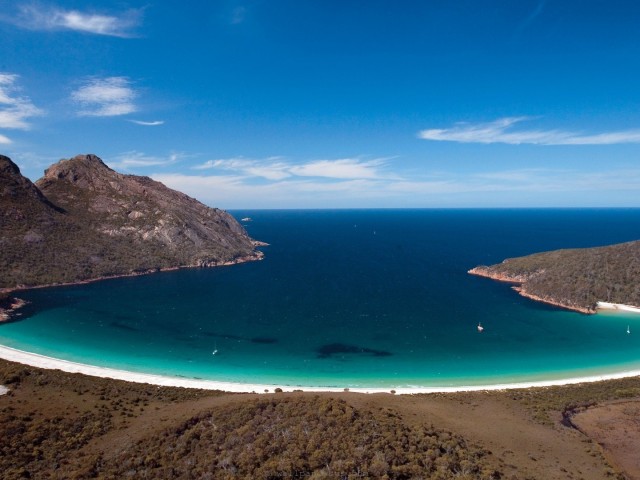 Wineglass-Bay (640x480, 64Kb)