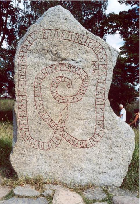 S?179_Gripsholm_Runestone (400x600, 80Kb)