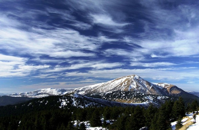 5361707_Petros800x525 (700x459, 87Kb)