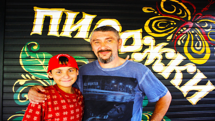 5783185_STOLOVAYa_PIROJKI_TISYaChA_PODPISChIKOV_ARAMBOL (700x393, 180Kb)