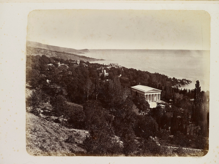 Виды Крыма в 1869 во время путешествия принца Уэльского 1 (700x525, 367Kb)