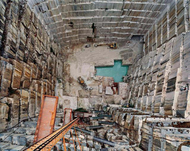 как добывают мрамор 3 (640x509, 383Kb)