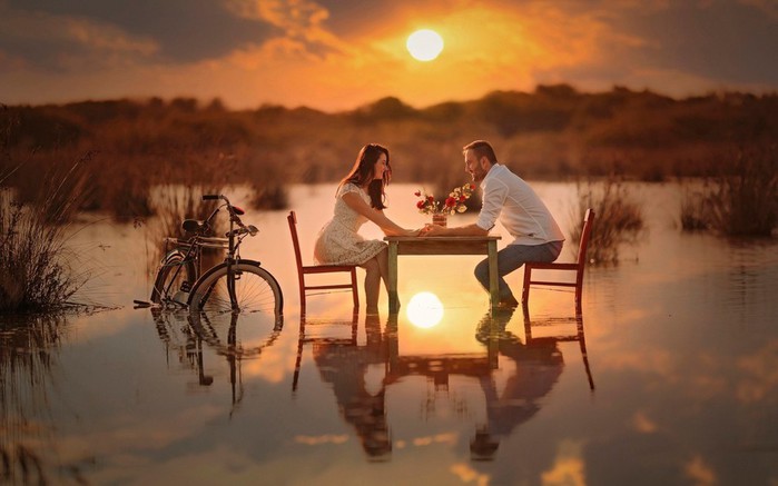 Love_Romantic_dinner_on_a_flooded_field_101736_ (700x437, 59Kb)