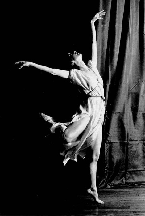 Isadora Duncan (470x700, 64Kb)