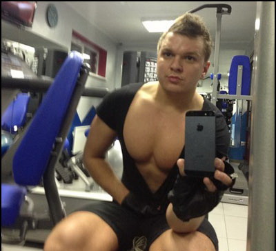 anton-gusev (400x364, 61Kb)