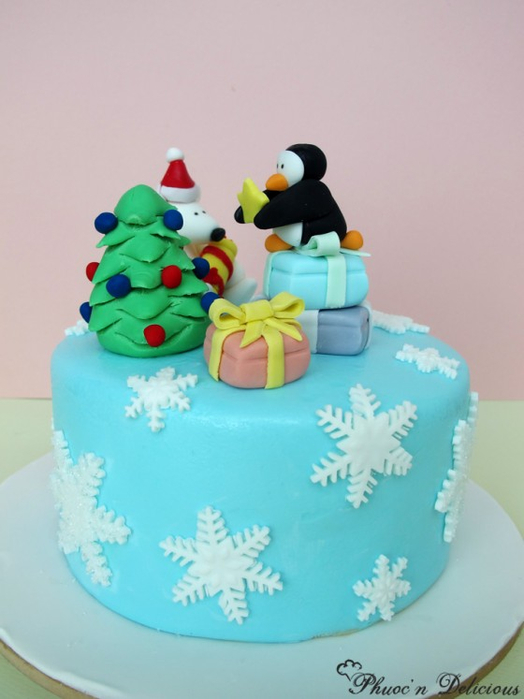 Christmas-cake-560x747 (524x700, 236Kb)