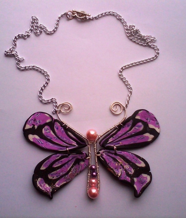 5352719_polymer_clay_butterfly_necklace_by_koko0117d4wglky (599x700, 270Kb)
