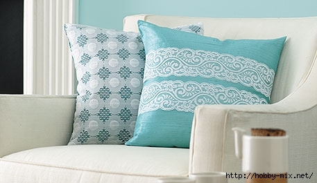 Beautiful-blue-lace-pillows-and-armchair (457x265, 75Kb)