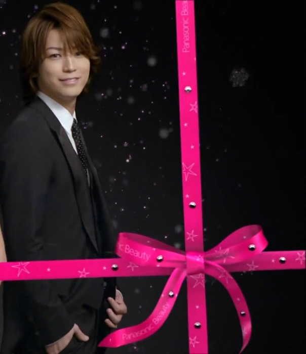 仲間由紀恵 亀梨和也 CM Panasonic Beauty 3種.mp4_20131007_224028 (604x700, 224Kb)