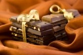 4223245-chocolate-gift-on-the-brown-silk (168x112, 7Kb)