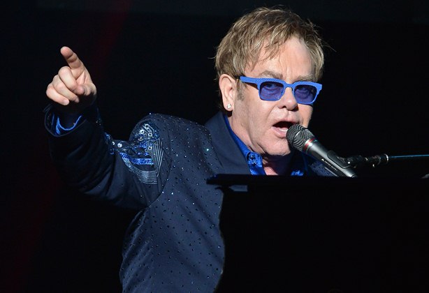 Elton-John-img-big3 (614x420, 34Kb)
