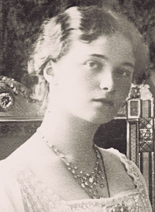 1382607214_Ol_ga_Nikolaevna__muza_poyeta (500x683, 77Kb)