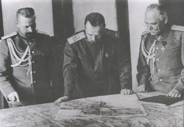 1382953309_Gosudar__v_Stavke (604x419, 46Kb)