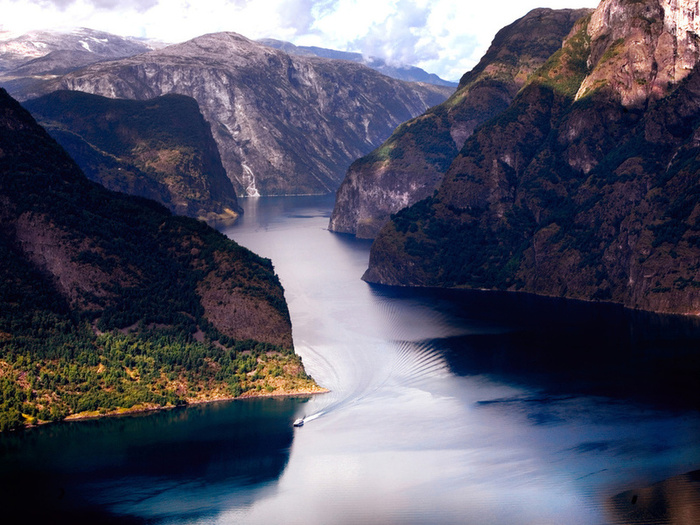 3571750_reWalls_com29361 (700x525, 197Kb)