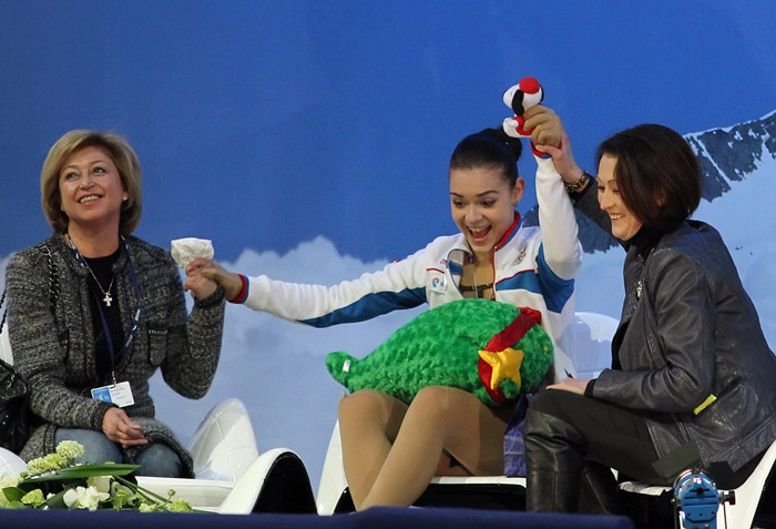 http://img0.liveinternet.ru/images/attach/c/9/107/158/107158954_Sotnikova_small.jpg