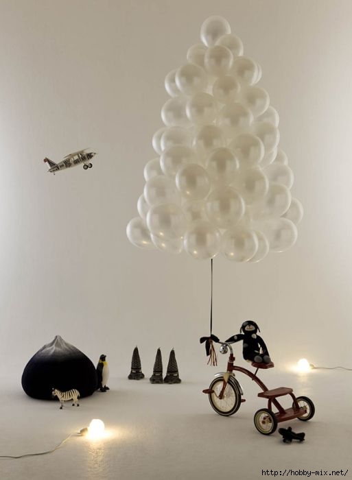 Alternative-Christmas-tree-ideas-tree-from-plastic-baloons (513x700, 89Kb)