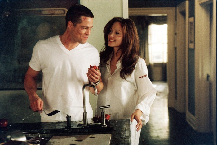 Angelina_Jolie35 (700x466, 257Kb)