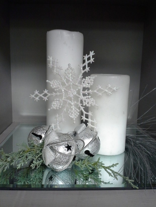 how-to-use-snowflakes-in-winter-decor-ideas-19-620x826 (525x700, 206Kb)