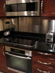  kitchen_stove_and_microwave (375x500, 89Kb)