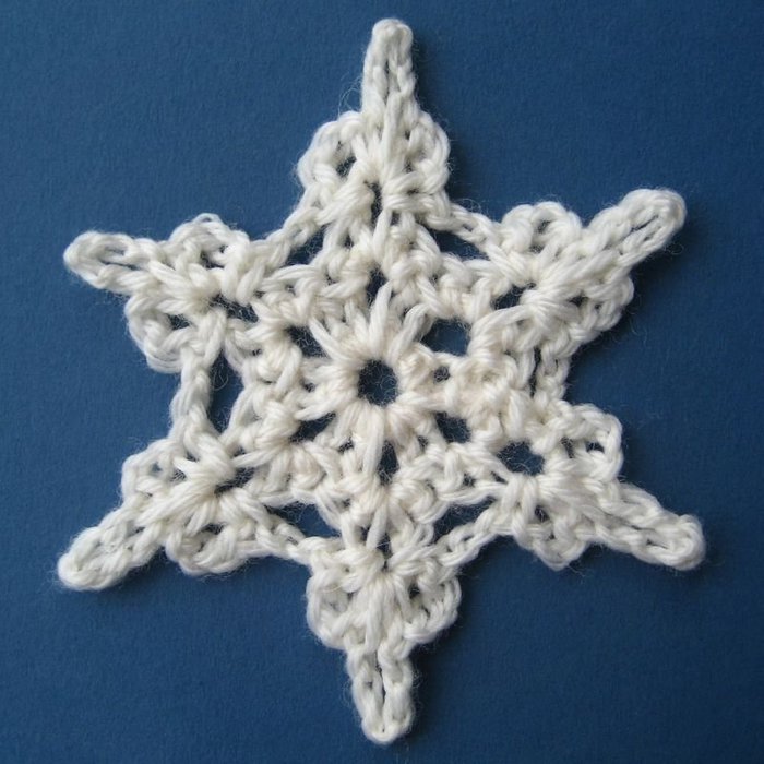 4382988_Snowflakes2_1 (700x700, 80Kb)