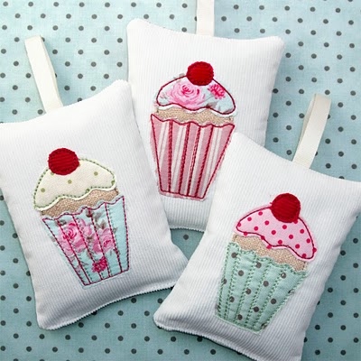 lavenderbags_cupcakes (400x400, 109Kb)