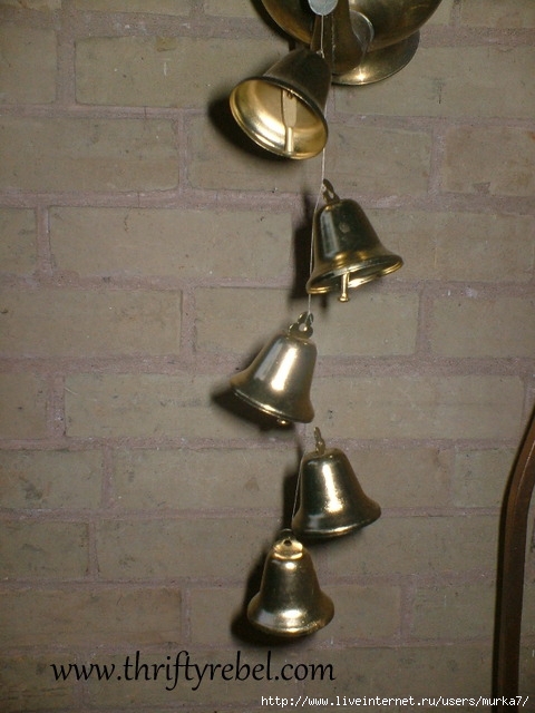 Bells Close up (480x640, 179Kb)