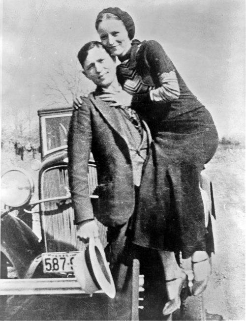 2680705-R3L8T8D-500-bonnie-clyde (500x653, 196Kb)