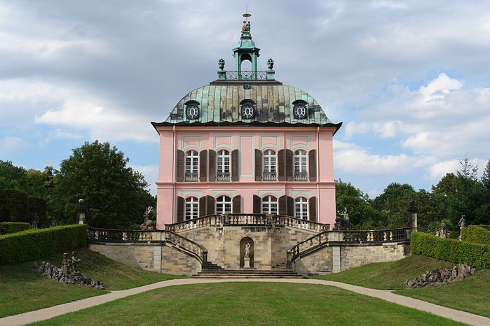 Fassanenschloss (700x466, 334Kb)