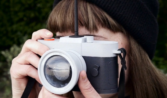 фотоаппарат Camera Restricta 2 (700x413, 241Kb)