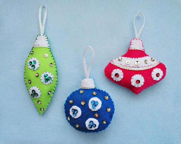 felt-handmade-christmas-crafts-holiday-decorations-18 (600x479, 171Kb)