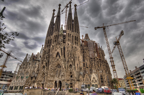 Sagrada-Familia01 (600x398, 321Kb)