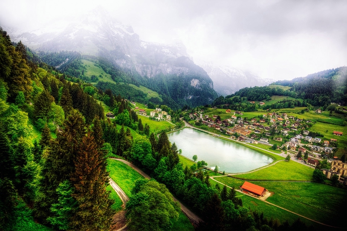 on-the-way-to-mount-titlis (700x465, 288Kb)