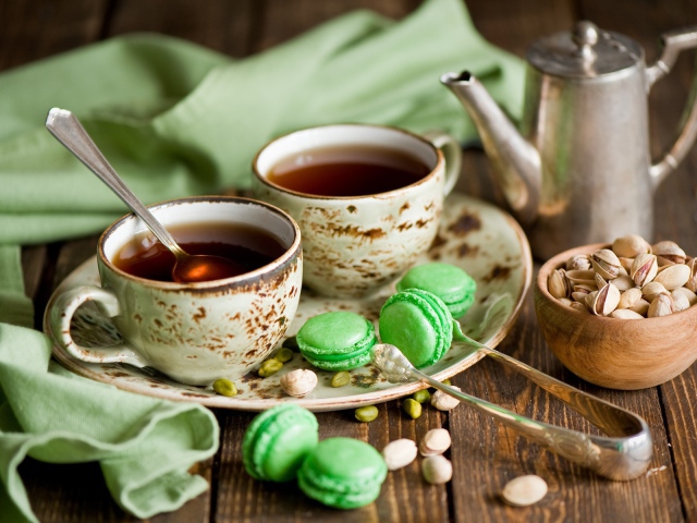 5107888_Food___Drinks_Tea_with_nuts_042595_29 (640x480, 136Kb)