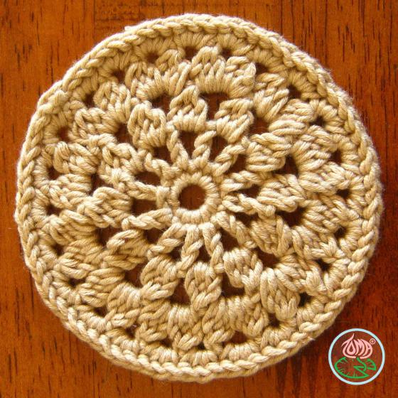 crocheted-coaster-flower-wheel-c2a9-2012-toma-creations-wp (560x560, 372Kb)
