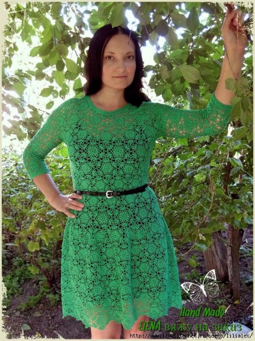 Зеленое ажурное платье